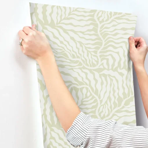 Artistic Abstracts Fern Fronds Wallpaper - Green