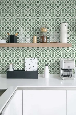 Daisy Bennett Sorento Tile Peel & Stick Wallpaper - Jungle Green