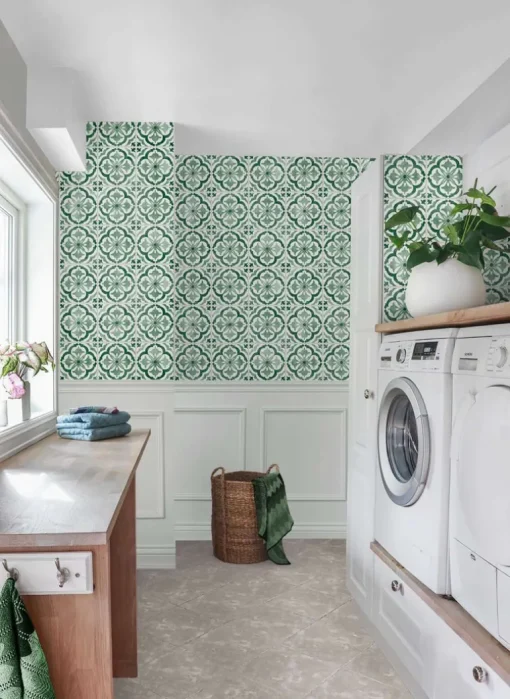 Daisy Bennett Sorento Tile Peel & Stick Wallpaper - Jungle Green