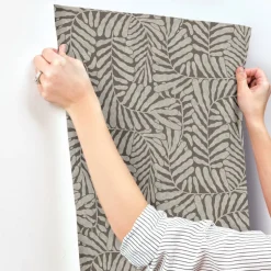 Drew & Jonathan Home Gabriel Fern Wallpaper - Espresso