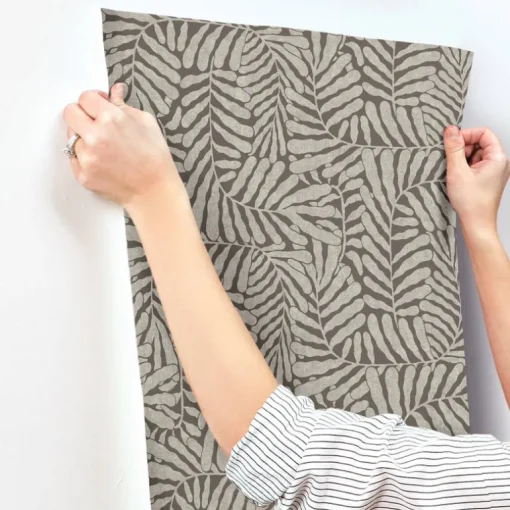 Drew & Jonathan Home Gabriel Fern Wallpaper - Espresso