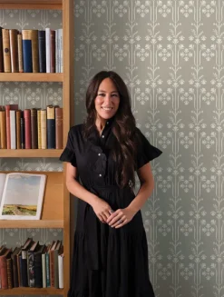 Magnolia Home Charm Wallpaper - Pine