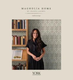 Magnolia Home Charm Wallpaper - Pine