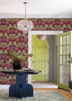 Scott Living Mandeville Wallpaper - Raspberry