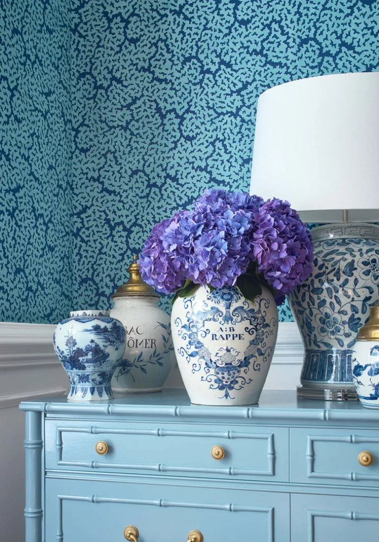 Thibaut Sojourn Maldives Wallpaper - Navy